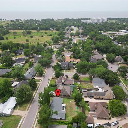 Ranch Home Gem 5Br Home Sleeps 12 With Game Room กัลฟ์พอร์ต ภายนอก รูปภาพ