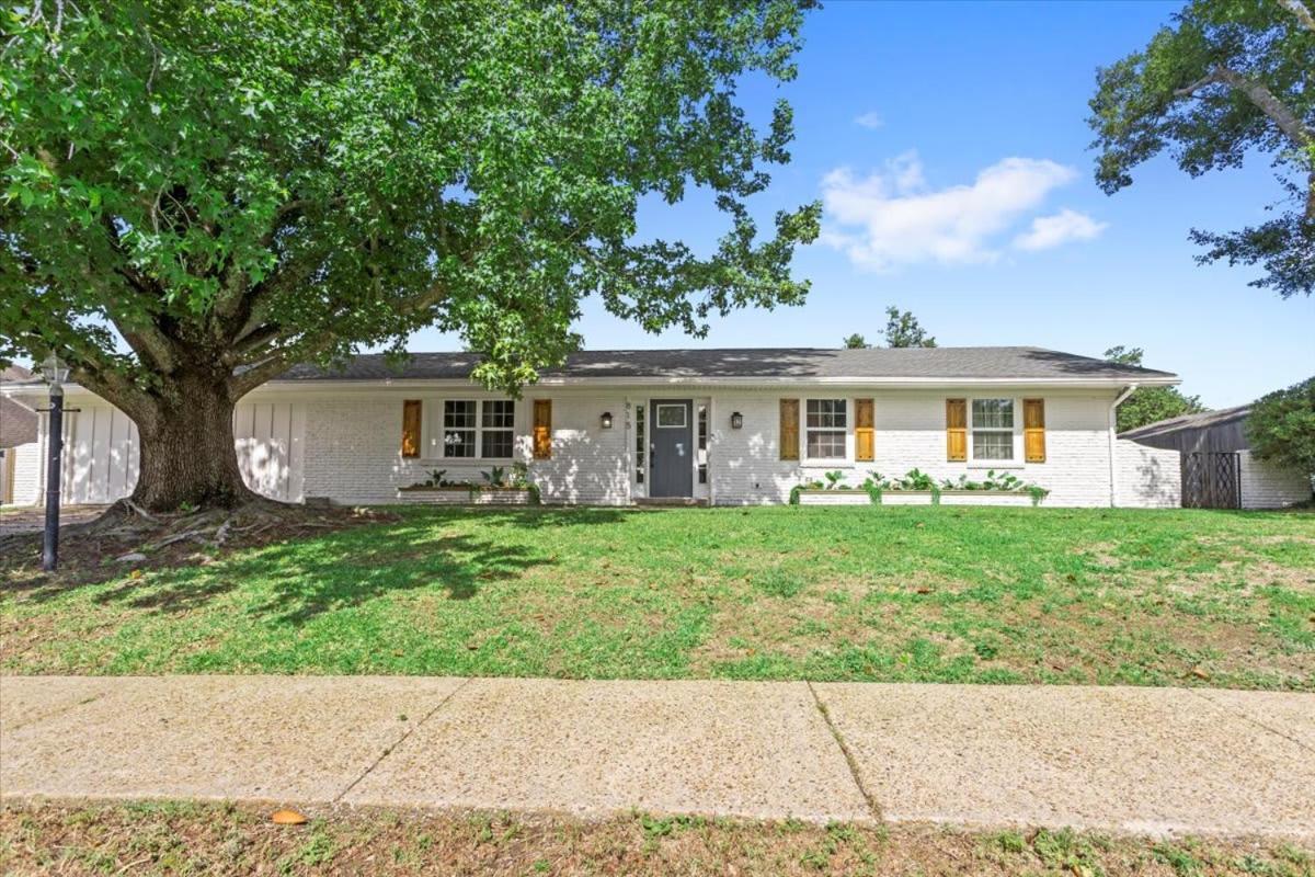 Ranch Home Gem 5Br Home Sleeps 12 With Game Room กัลฟ์พอร์ต ภายนอก รูปภาพ